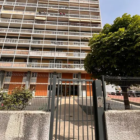 Daire Cosy Et Idealement Place *