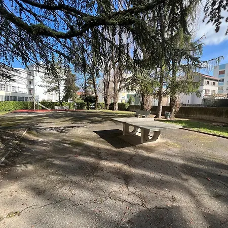 Cosy Et Idealement Place *