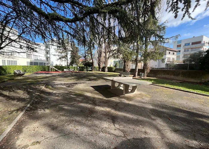 Cosy Et Idealement Place *